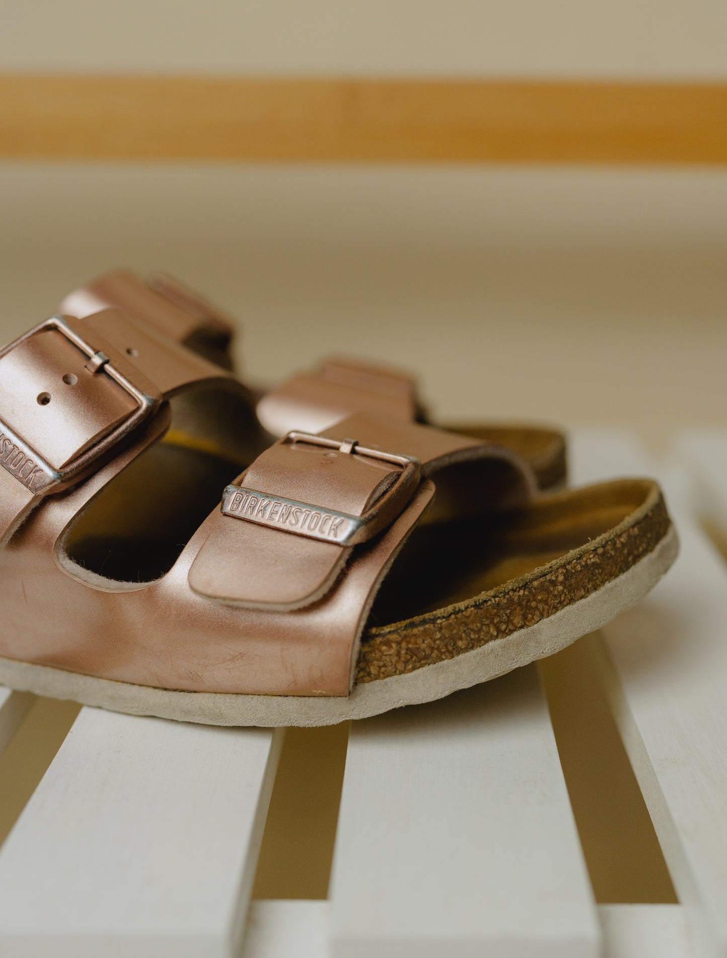 Birkenstock Metallic Pink Arizona Sandals, Size 1.5