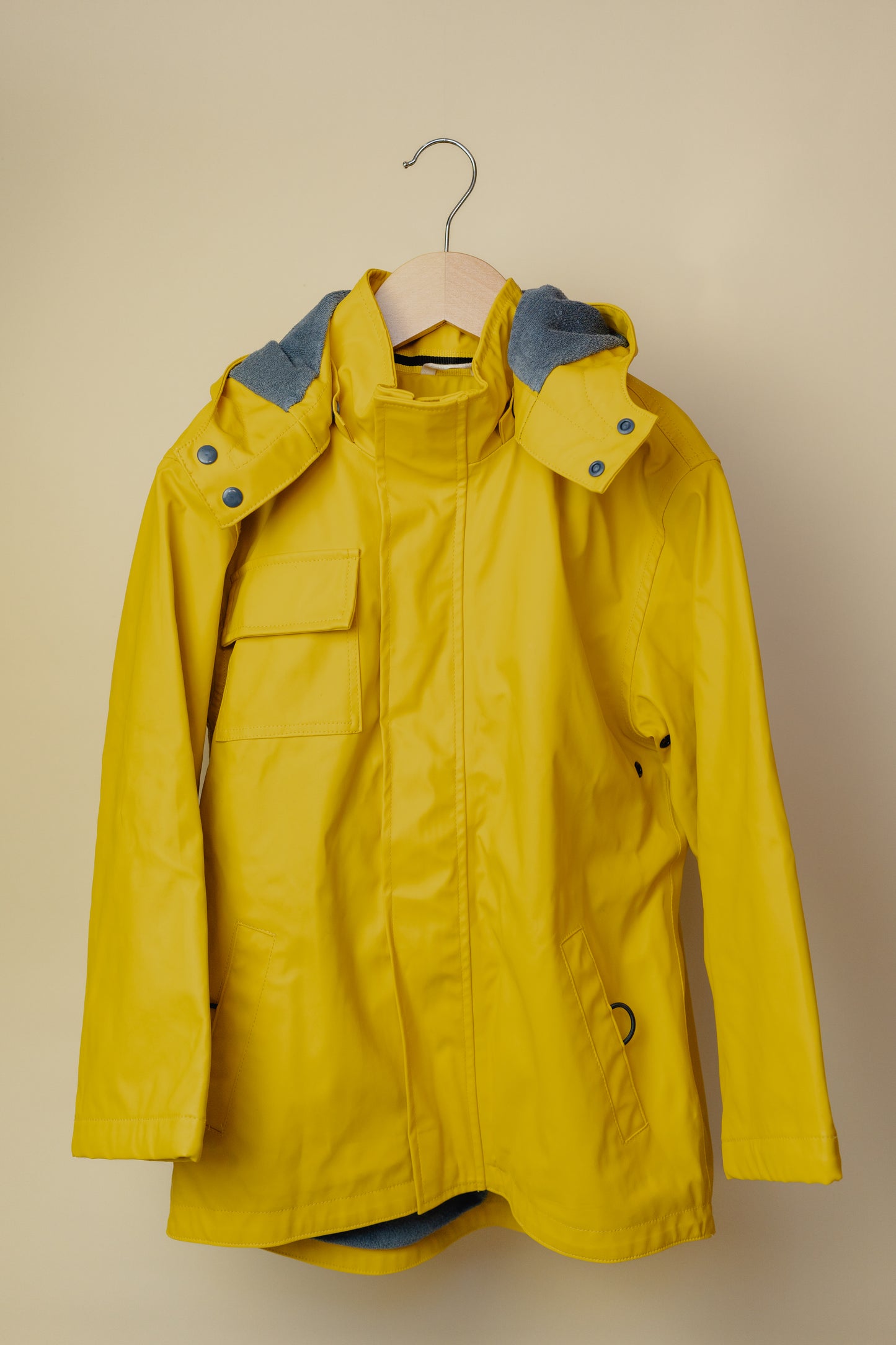 Hatley Yellow Raincoat, Size 7