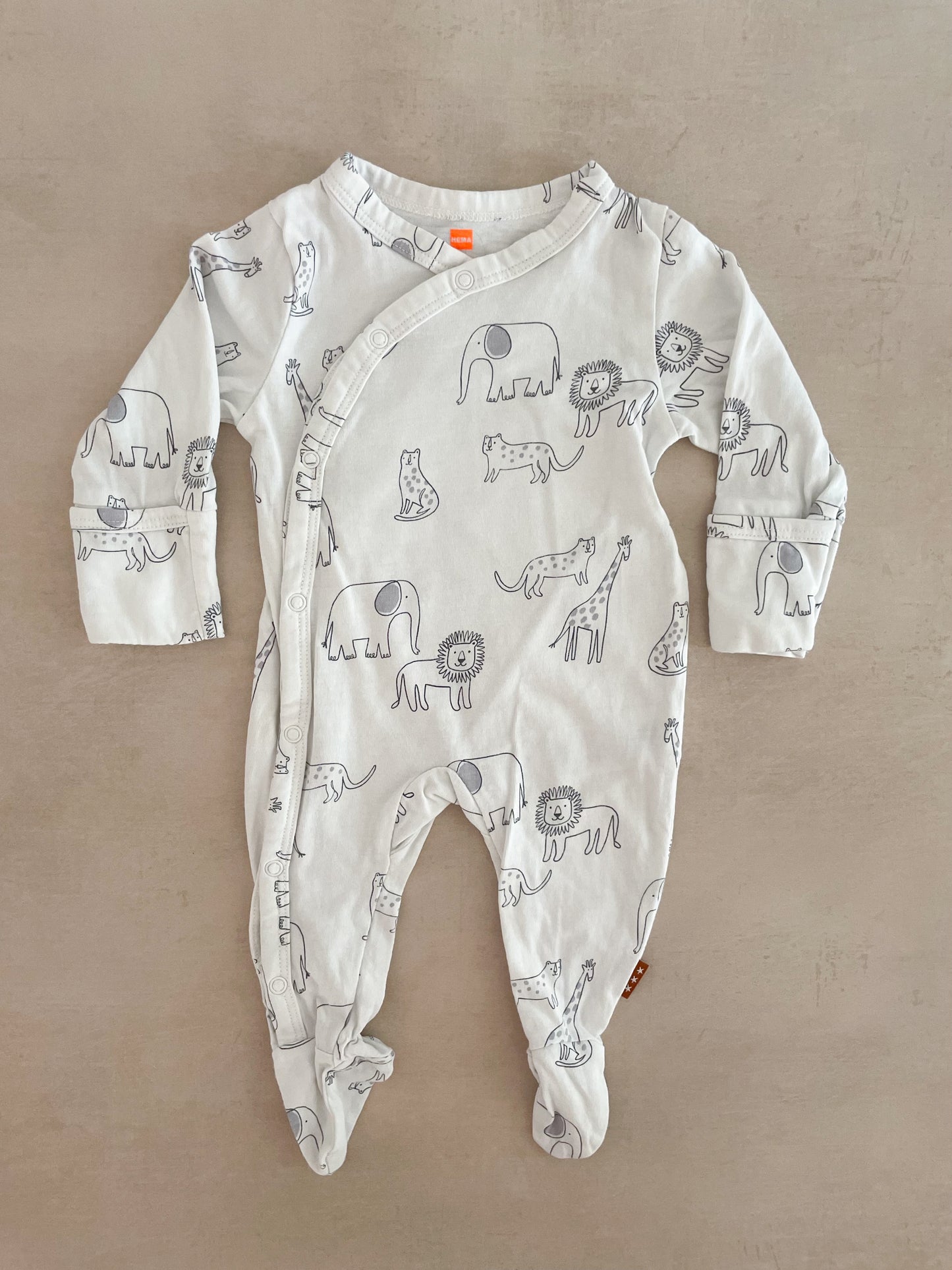 HEMA White Jungle Sleepsuit, 1-2 Months